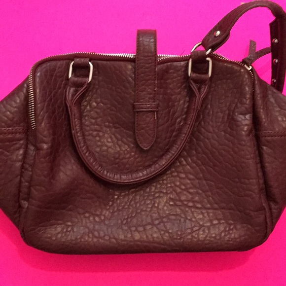 Forever 21 Handbags - Purse Forever 21 Handbags - Purse